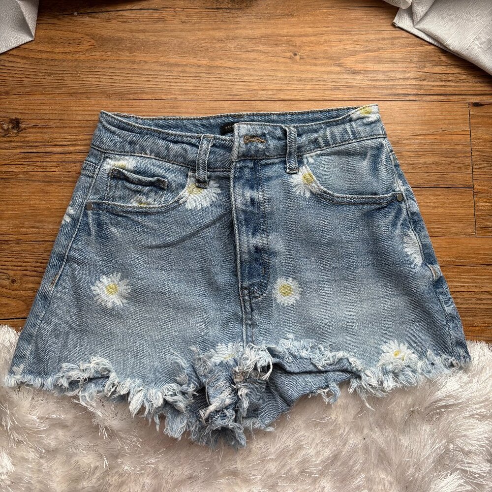 Women's Daisy Denim Shorts